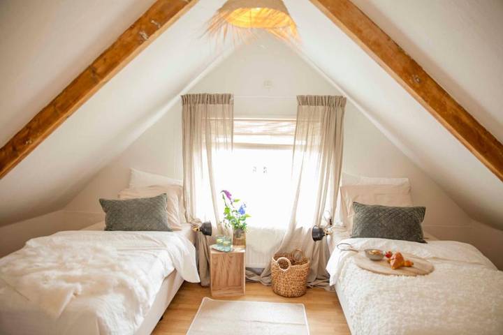 Ferienhaus für 6 Personen, mit Whirlpool und Terrasse sowie Garten und Sauna