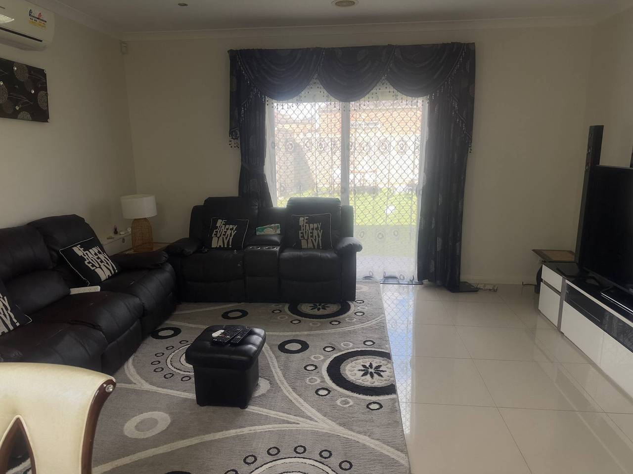 Luxury Melton House Room 1 in Victoria