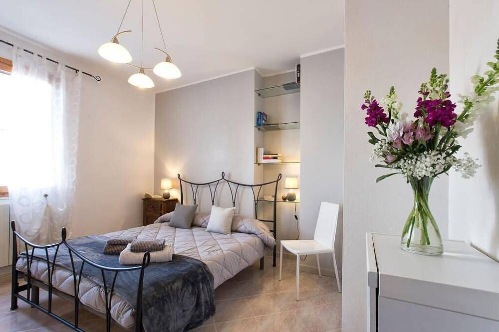 Ganze Wohnung, Chiara's Home where you can enjoy breathtaking sunsets overlooking Capo Caccia in Sant'Anna, Alghero