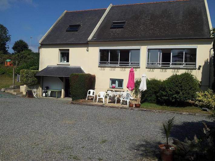 Location de vacances pour 15 personnes, avec piscine et jardin à Trégueux - 3