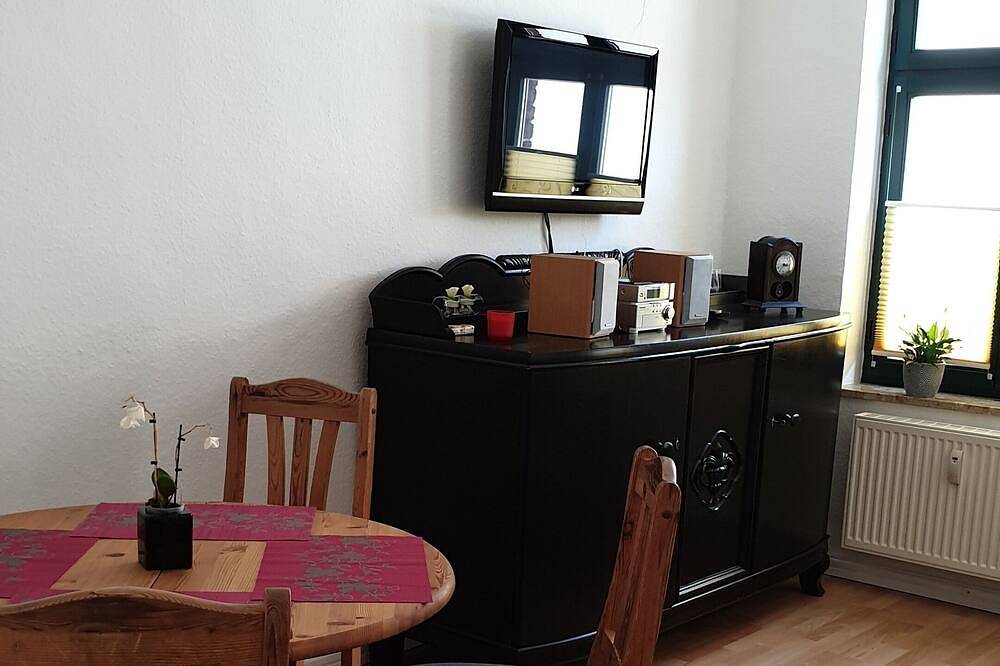 Ganze Wohnung, Ferienwohnung/App. für 4 Gäste mit 40m² in Neustrelitz (123432) in Neustrelitz, Mecklenburg-Strelitz