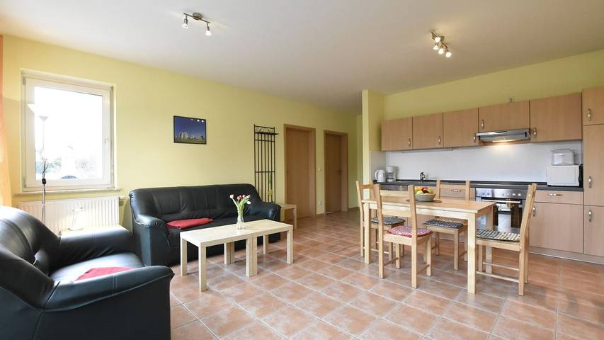 Ferienhaus für 14 Personen, mit Garten und Terrasse sowie Sauna in Wismarer Bucht