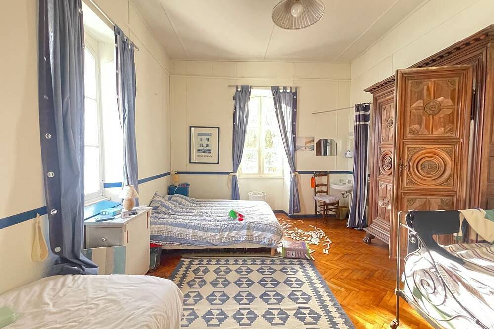 Waterfront house, sleeps 8 in Bono, Côte des Mégalithes