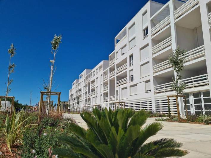 Appart’hôtel pour 4 personnes, avec balcon