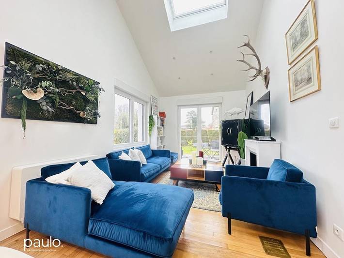 Gîte pour 6 personnes, avec jardin à Monampteuil
