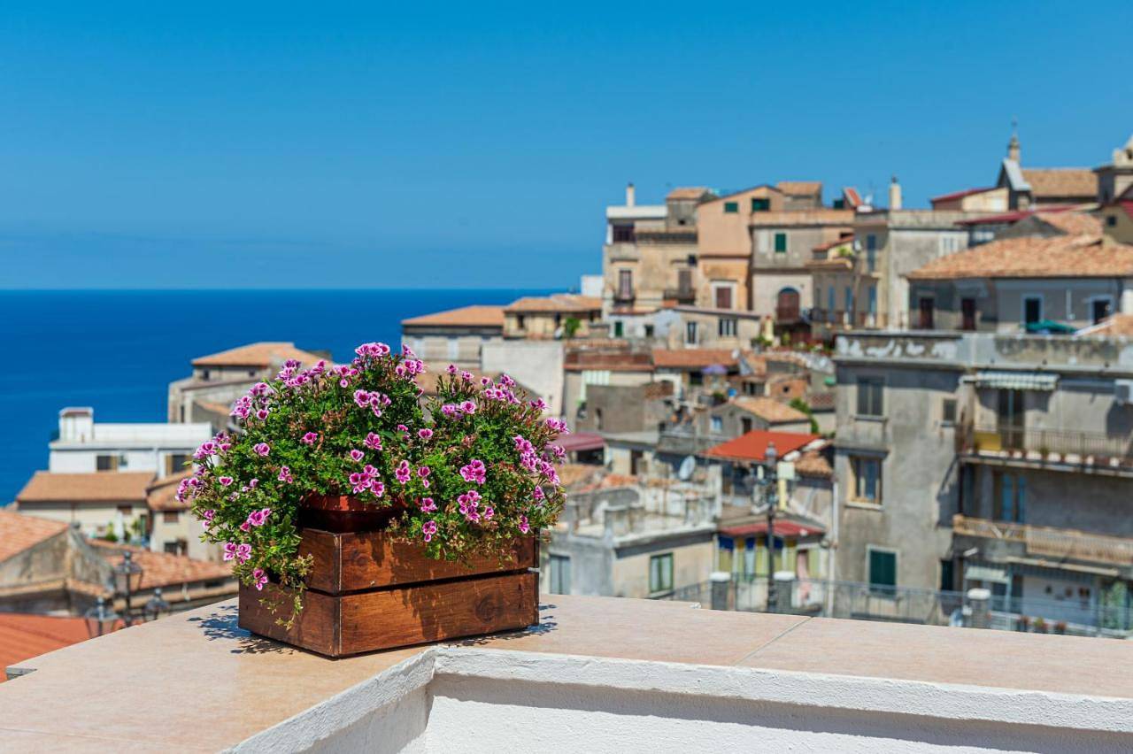 Double Room with Balcony and Sea View in Cetraro, Provincia di Cosenza