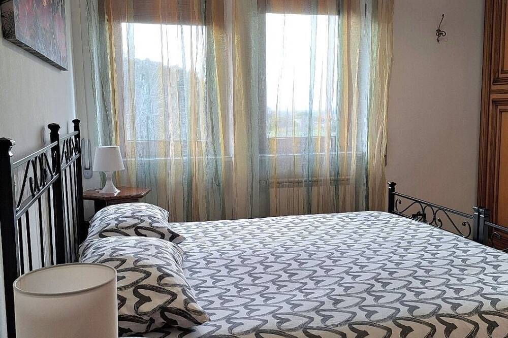 Ganze Wohnung, La Casa di Ale - Ale 1 - Two-room apartment in the Castelli Romani 20Km from Rome Center in Marino, Parco Regionale dei Castelli Romani