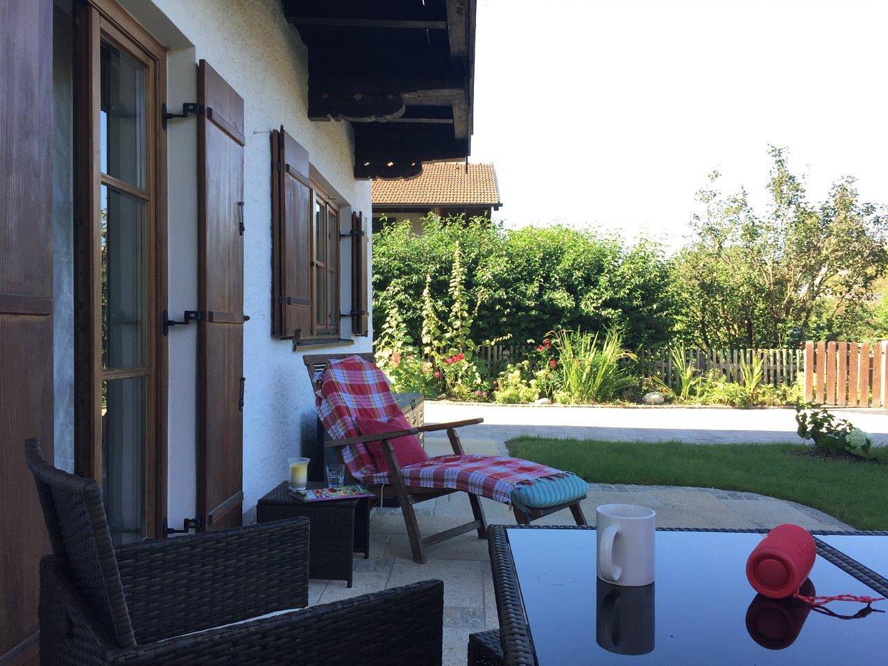 Ganze Ferienwohnung, Bettinas Haus - 4 Sterne Ferienwohnung im Erdgeschoss 51 qm für max. 4 Pers. in Wendelstein, Brannenburg