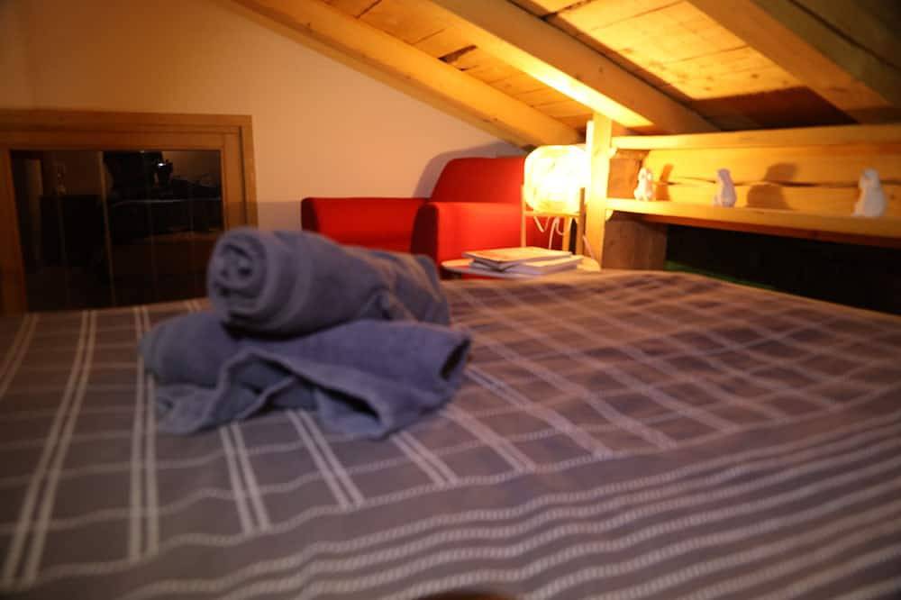 Chalet Spa (sauna- jacuzzi) breathtaking Mont Blanc view in Sallanches, Pays du Mont-Blanc