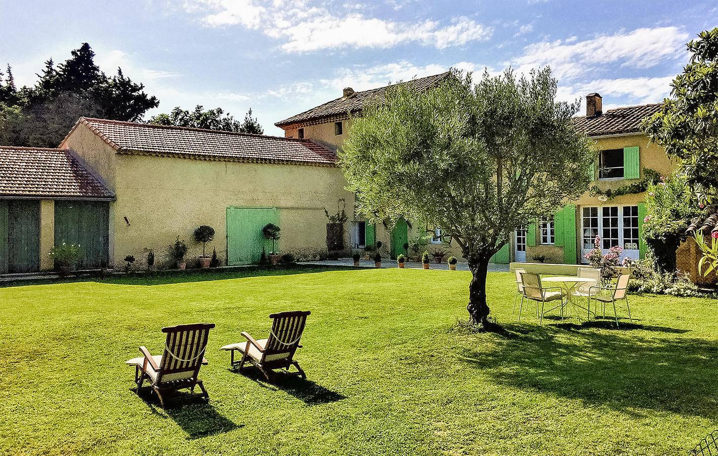 Ruhiger Rückzugsort mit Pool & Garten in Violès in Violès, Vaucluse
