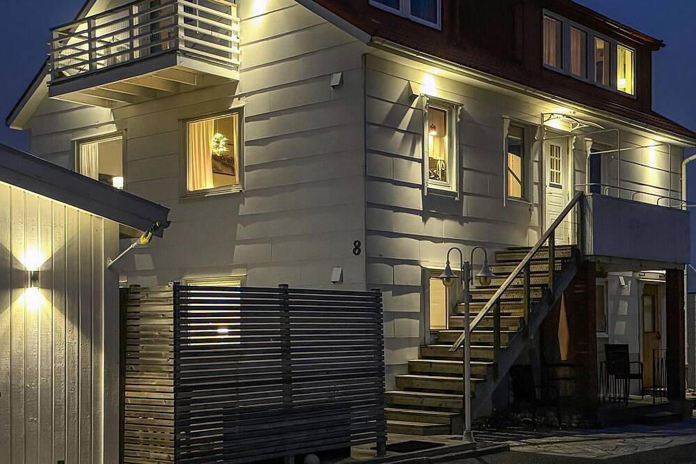 Schönes Haus mit 2 Schlafzimmern in. in Kungshamn, Norra Västkusten