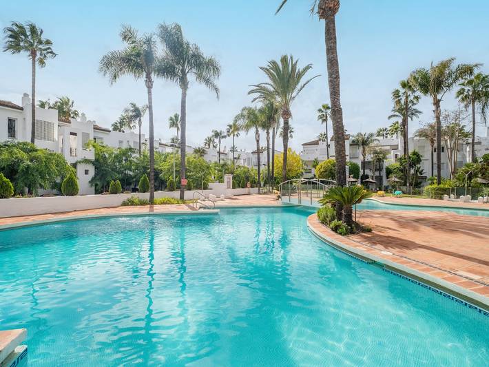 Ferienwohnung für 3 Personen, mit Pool und Terrasse, kinderfreundlich - 1