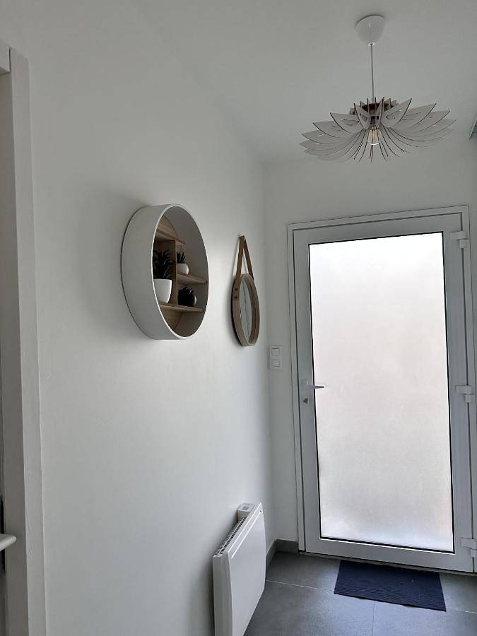 Gîte pour 4 personnes, avec terrasse et vue à Les Attaques - 2