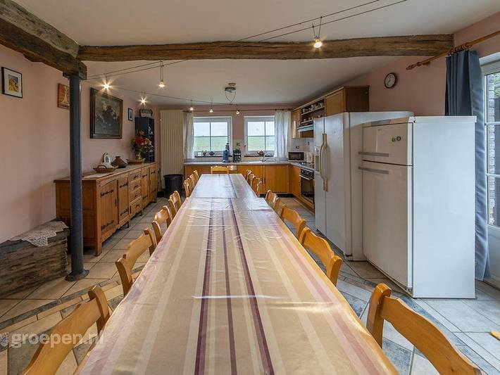 Vakantiehuis voor 20 personen, with Balkon/Terras and Whirlpool as well as Terras and Tuin in Gouvy