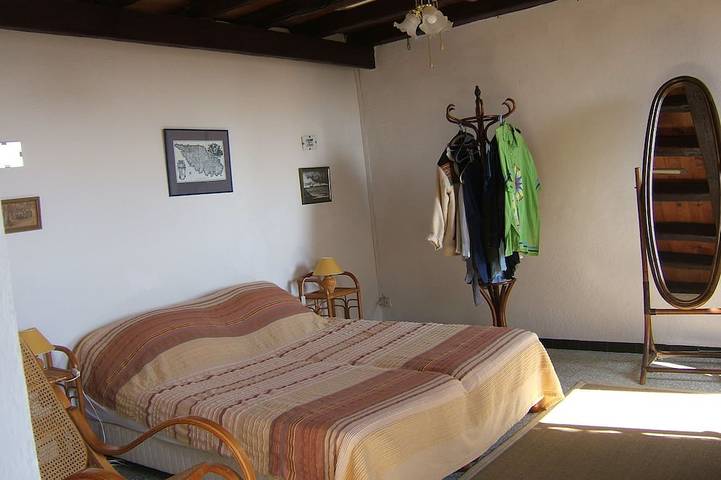 Location de vacances pour 8 personnes, avec balcon et jardin à Monacia-d'Aullène - 3