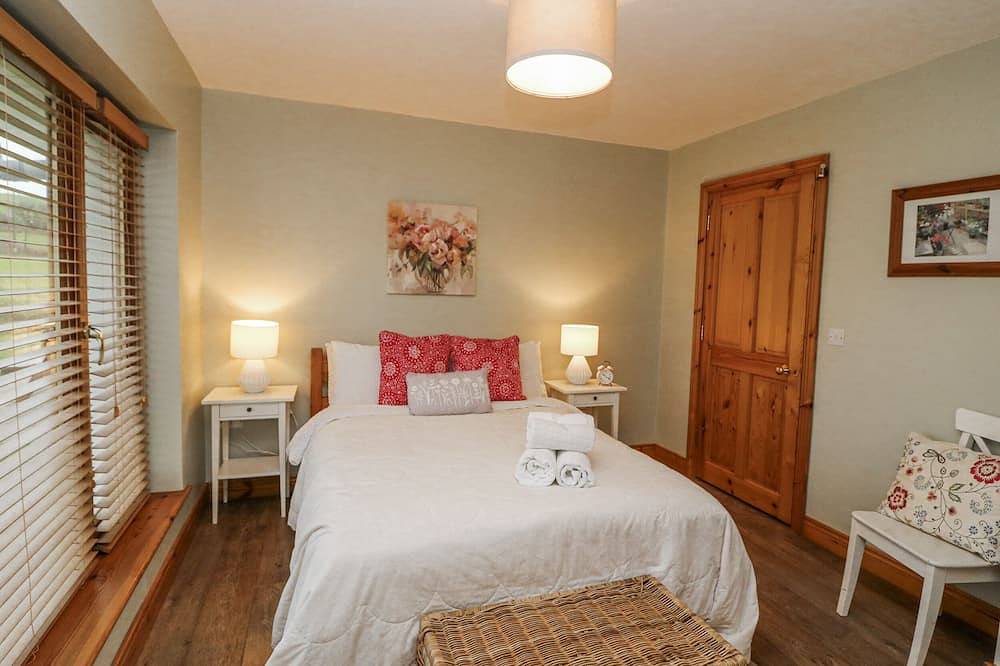 Lough Cluhir Cottage, pet friendly in Union Hall, County Cork in Skibbereen-West Cork, Condado de Cork