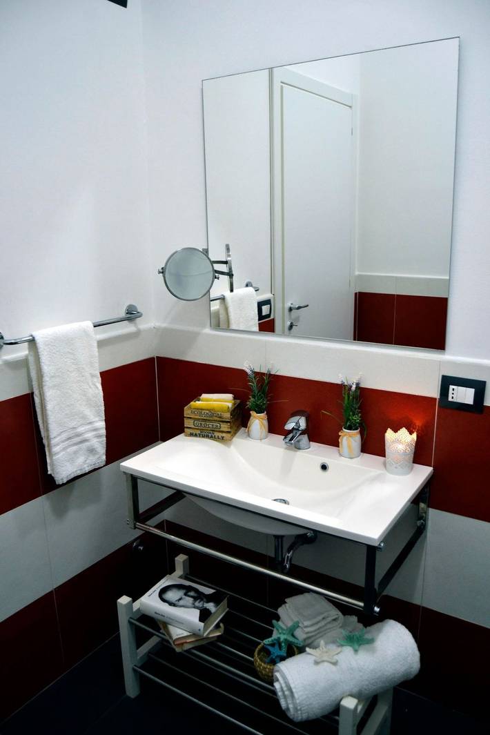 Gîte pour 6 personnes, avec balcon à Donnalucata - 3