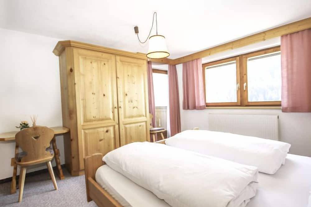 Ferienhaus Hölzl in Lechtaler Alpen, Flirsch