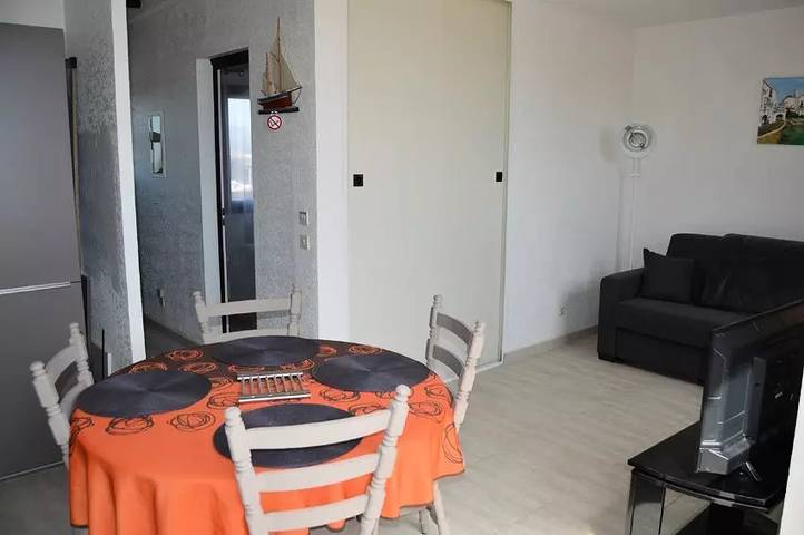 Gîte pour 4 personnes, avec terrasse et vue dans Plage Le Grau De Leucate - 4