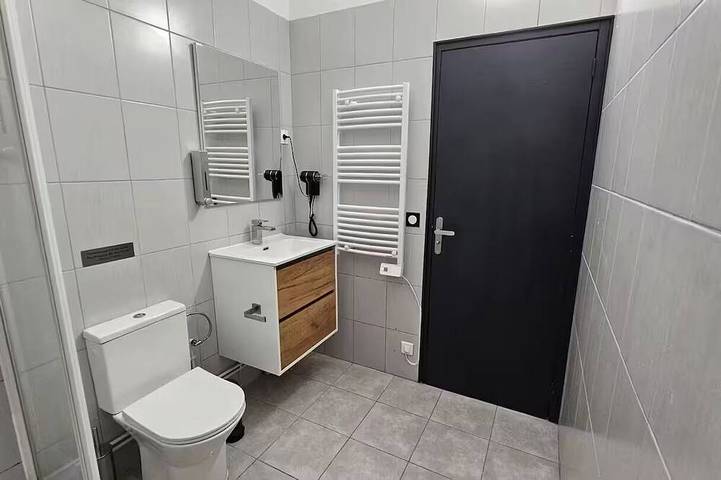 Apartamento entero, Blue Duplex Near Paris & Stade De France in Drancy, Sena-Saint Denis