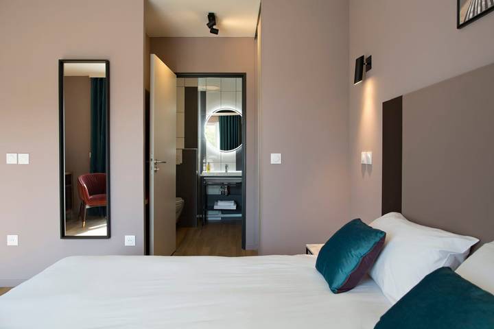 Entire studio, Résidence Aïga Resort Thermal & Spa in Châtel-Guyon, Volcans d'Auvergne Regional Nature Park