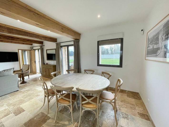 Location de vacances pour 8 personnes, avec jardin ainsi que terrasse et piscine à Cricquebœuf - 2