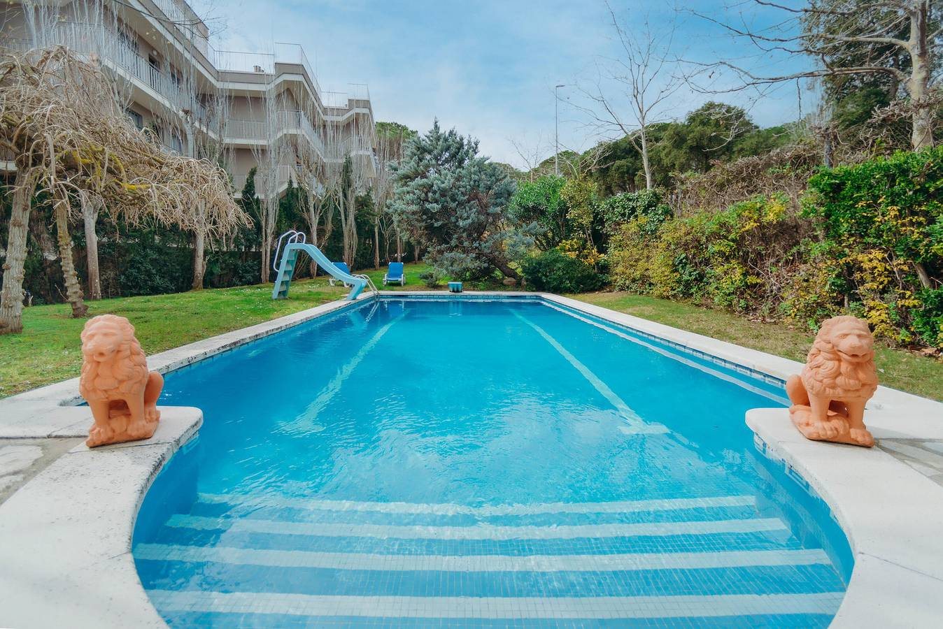 Charming House One Minute from the Sea in Palamós 🌊🌿 in Palamós, Costa Brava