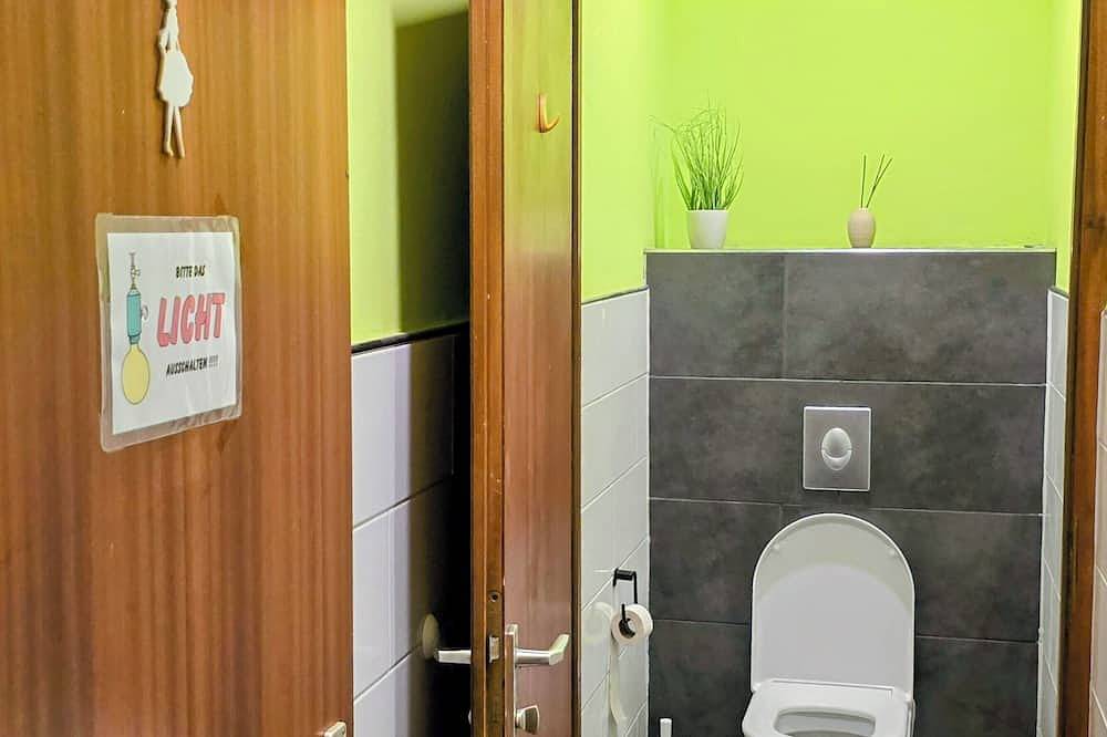 Ganze Wohnung, Monteurzimmer - Nähe Karlsruhe in Karlsbad (Baden), Kraichgau