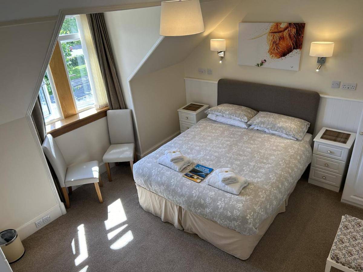 Standard Twin Room in Inverness, Highlands