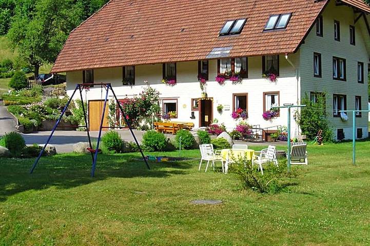 Bauernhof für 5 Personen, mit Garten und Pool