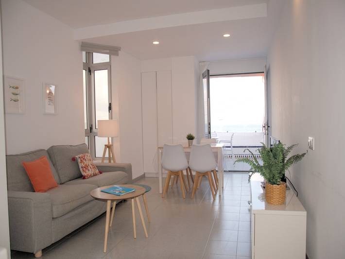 Apartamento para 4 personas, con terraza y piscina en Playa de Las Canteras
