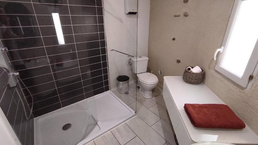 Gîte pour 4 personnes, avec terrasse à Sainte-Foy-la-Grande - 4