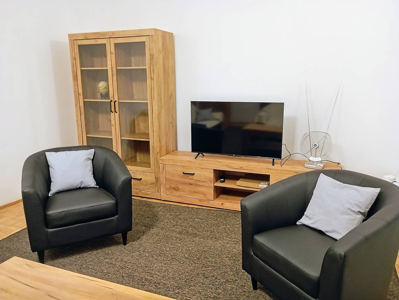 Ganze Ferienwohnung, Ferienwohnung für 6 Personen mit Balkon in Okrug Gornji, Ciovo