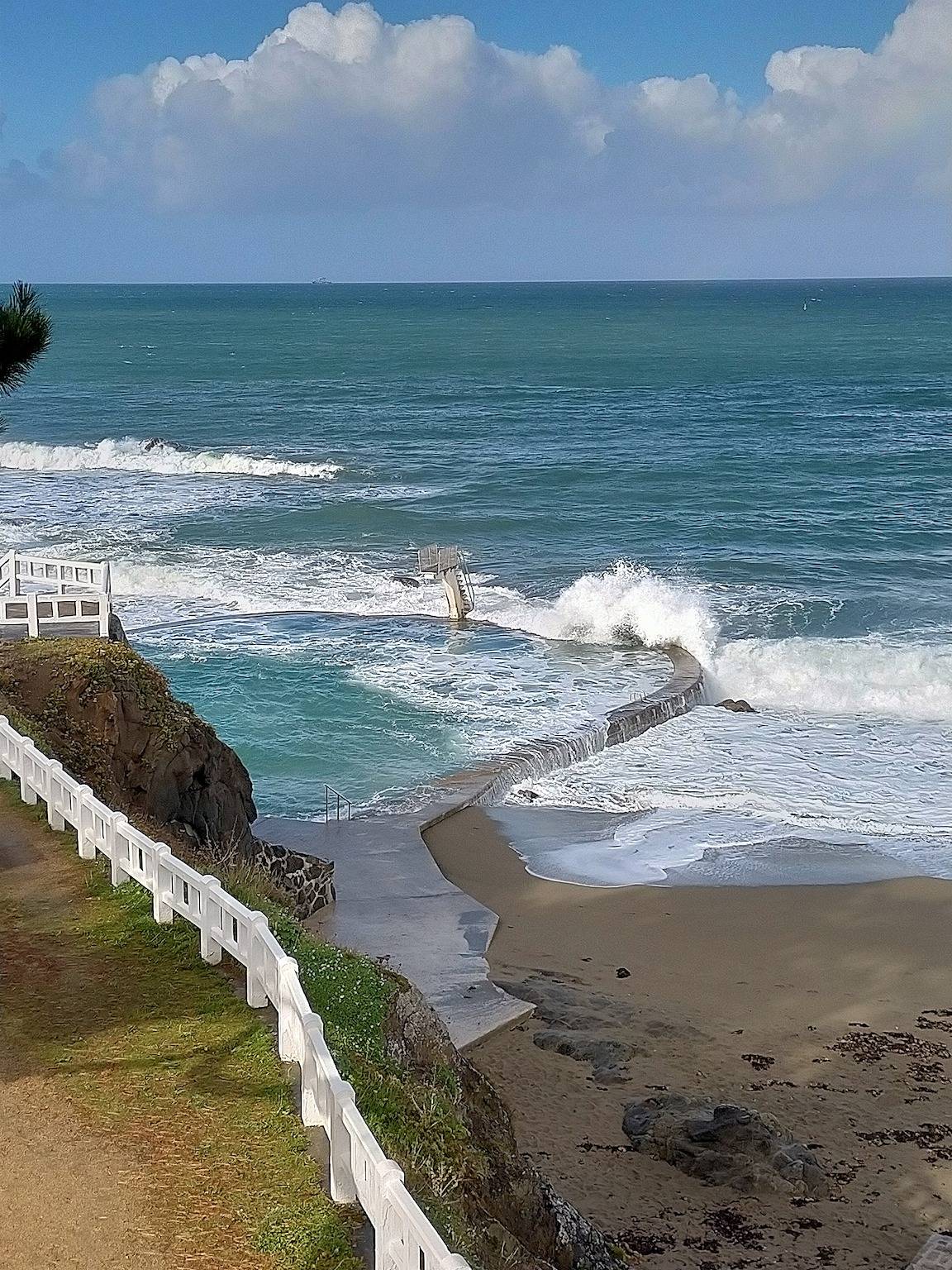 Chambre d'hôtes - Chambre 1 in Étables-sur-Mer, Côte de Goëlo