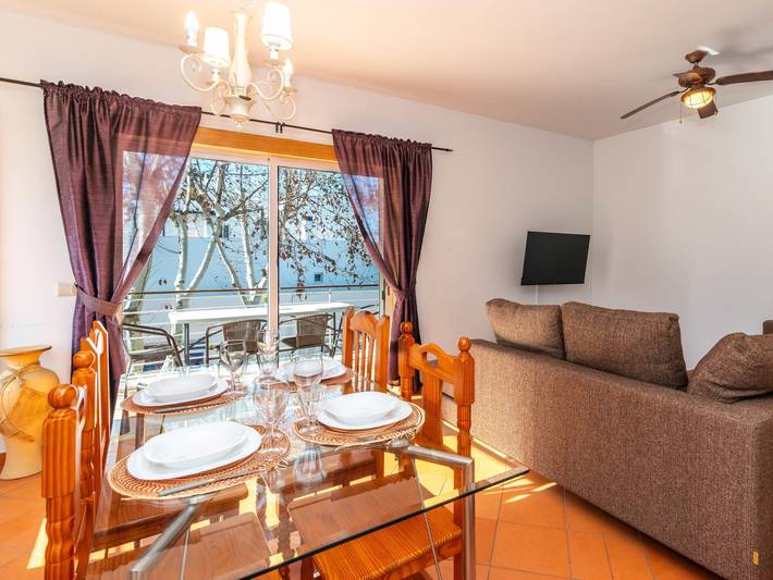 Gîte pour 4 personnes, avec piscine et jardin à Santa Luzia - 3