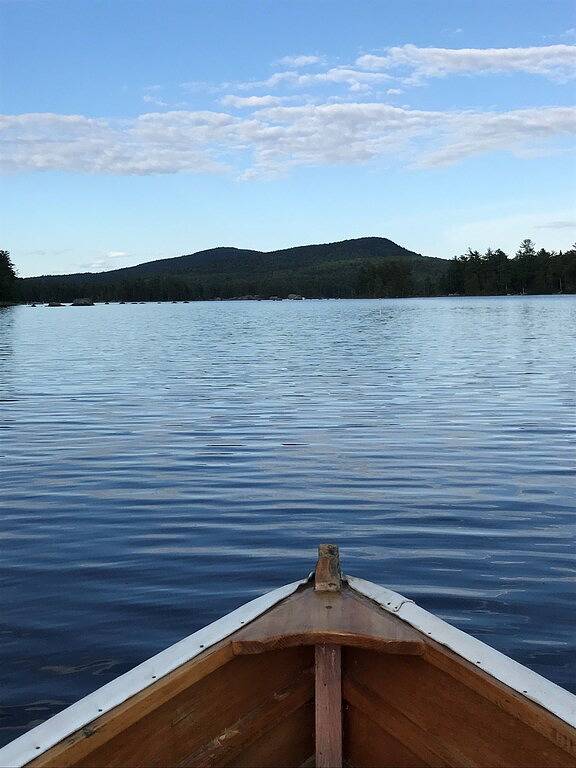 Cabin for 6 Guests in Maine, USA