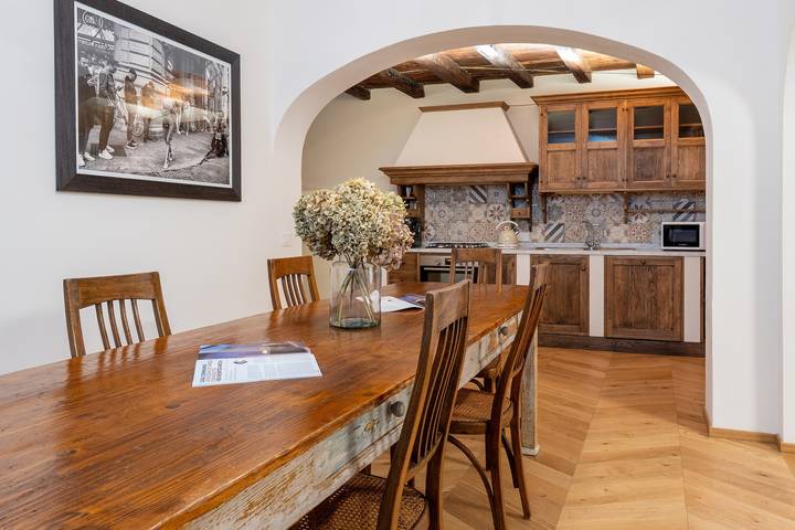 Entire apartment, Room 'Rendola' with Wi-Fi in Montevarchi, Valdarno