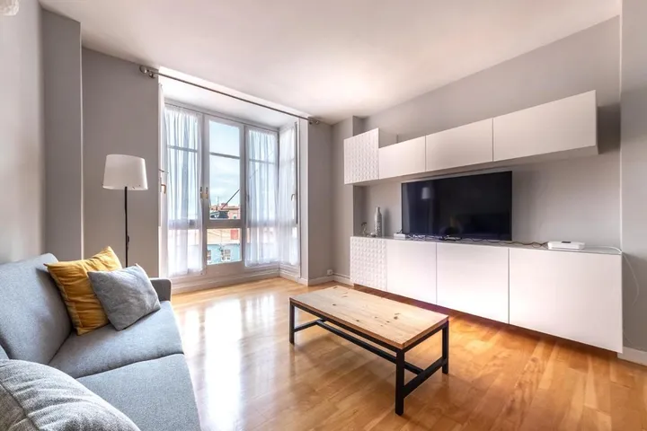 Ferienwohnung für 4 Personen, mit Terrasse und Ausblick - 1