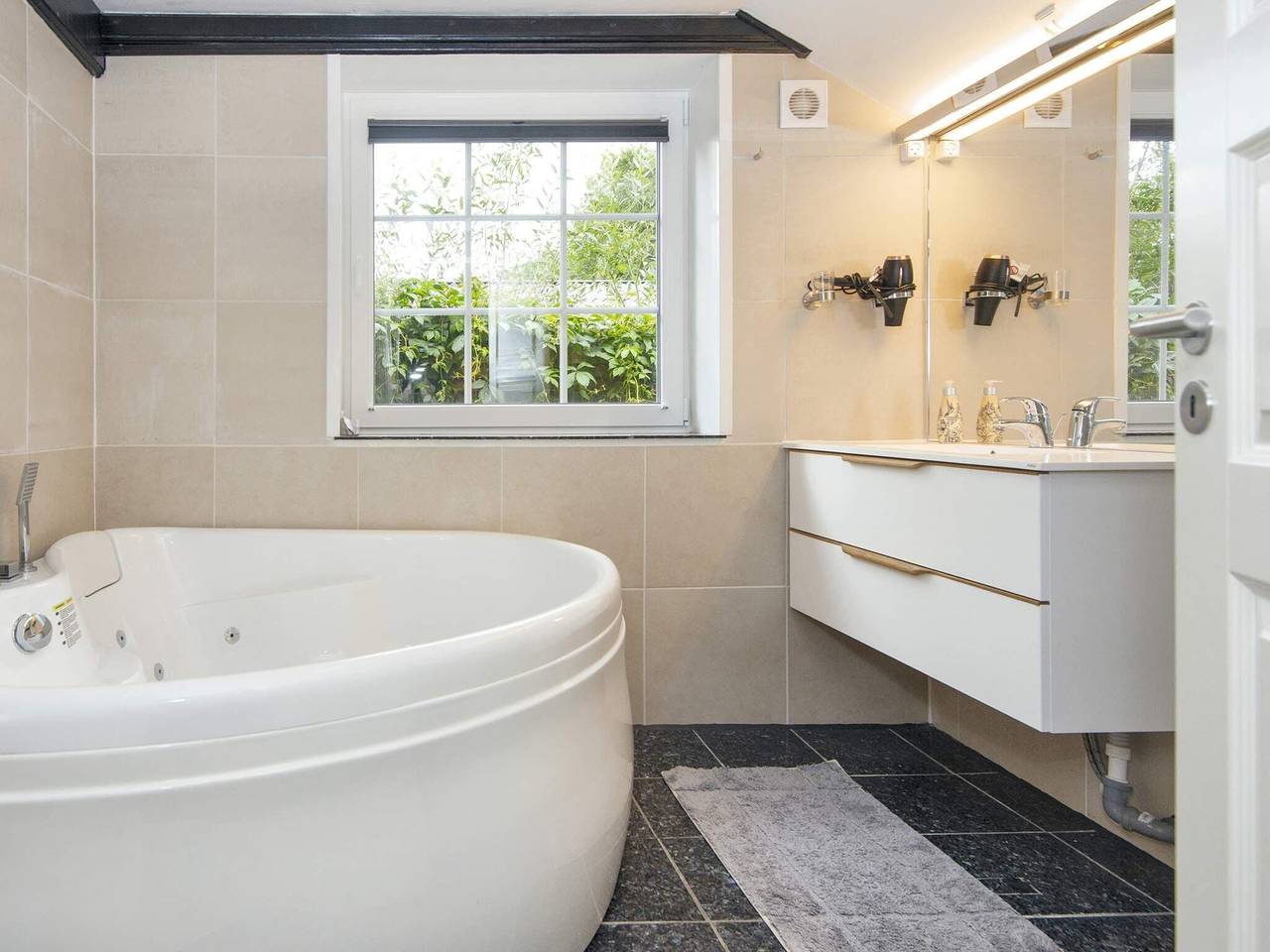 Enchanting Cottage with Whirlpool-By Traum in Haderslev, Little Belt