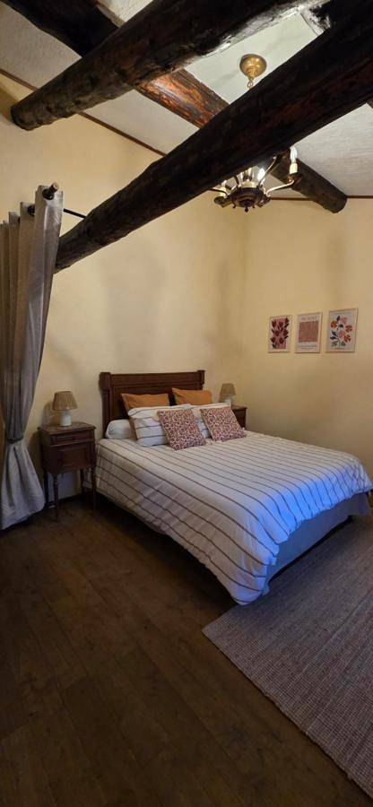 Location de vacances pour 2 personnes, avec terrasse et vue à Brissac - 2