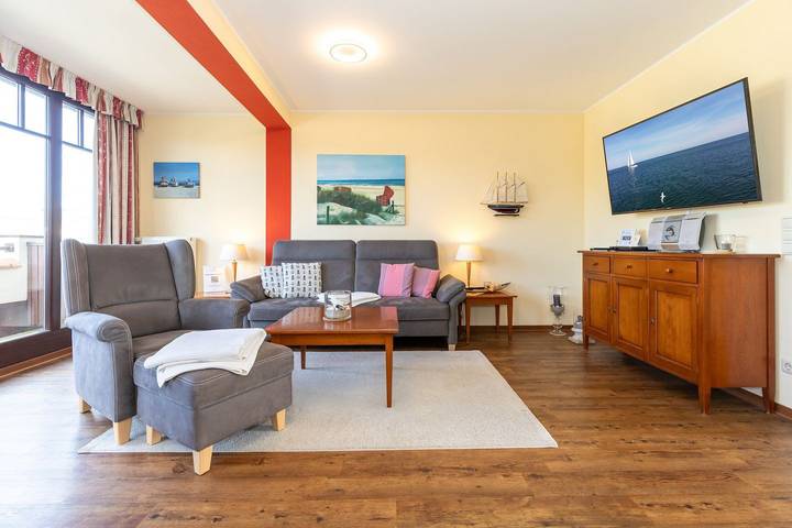 Ferienwohnung für 4 Personen, mit Sauna und Balkon in Kühlungsborn - 2