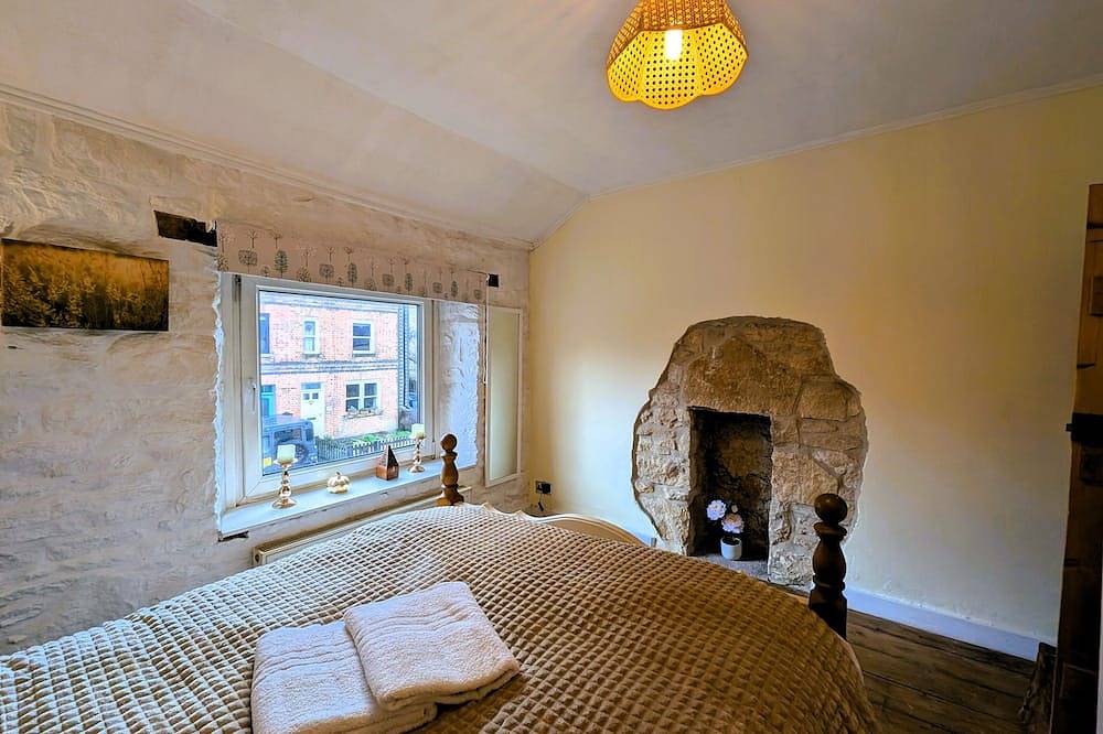 Family/pet friendly stone cottage, own parking & Ev charger -Buttercup in Chipping Norton, Oxfordshire