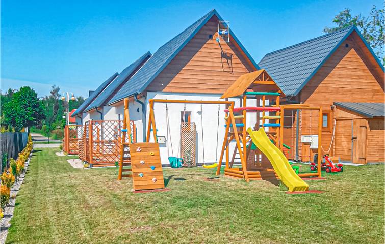 Ferienhaus für 7 Personen mit Terrasse in Rowy, Slowinzischer Nationalpark