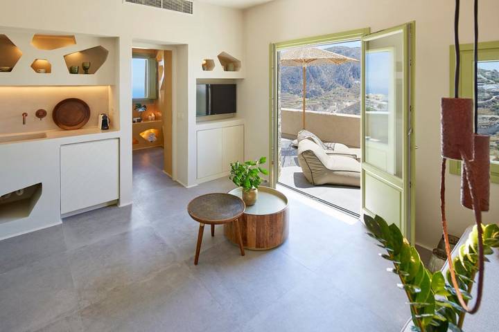 Chambre d’hôte pour 2 personnes, avec piscine ainsi que terrasse et vue, animaux acceptés à Santorin - 2