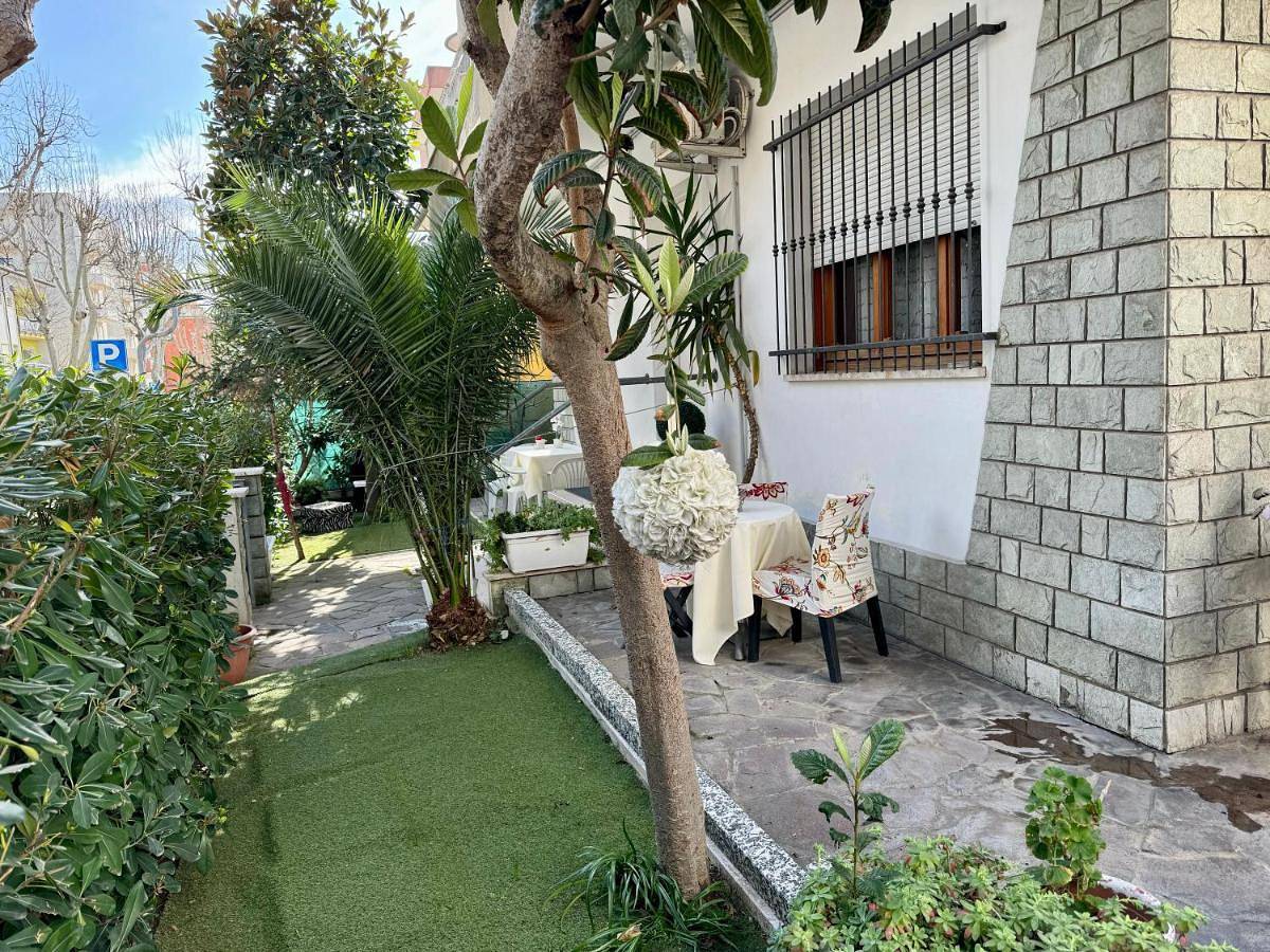 One-Bedroom House in Miramare, Rimini Provinz
