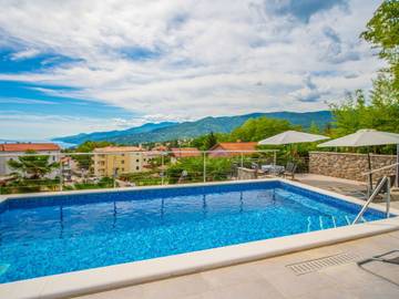 Ferienhaus für 2 Personen, mit Terrasse und Pool in Kroatien