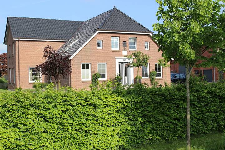Ferienwohnung für 6 Personen, mit Balkon und Garten