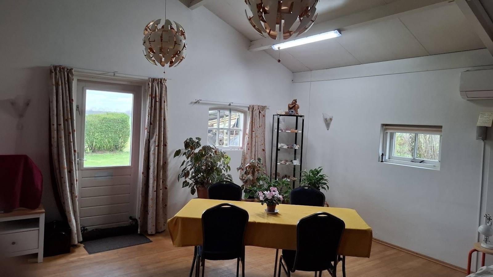 Ländliches Ferienhaus für 3 Personen mit Garten und Klimaanlage, direkt am Wald in Haren in Haaren, Nordbrabant