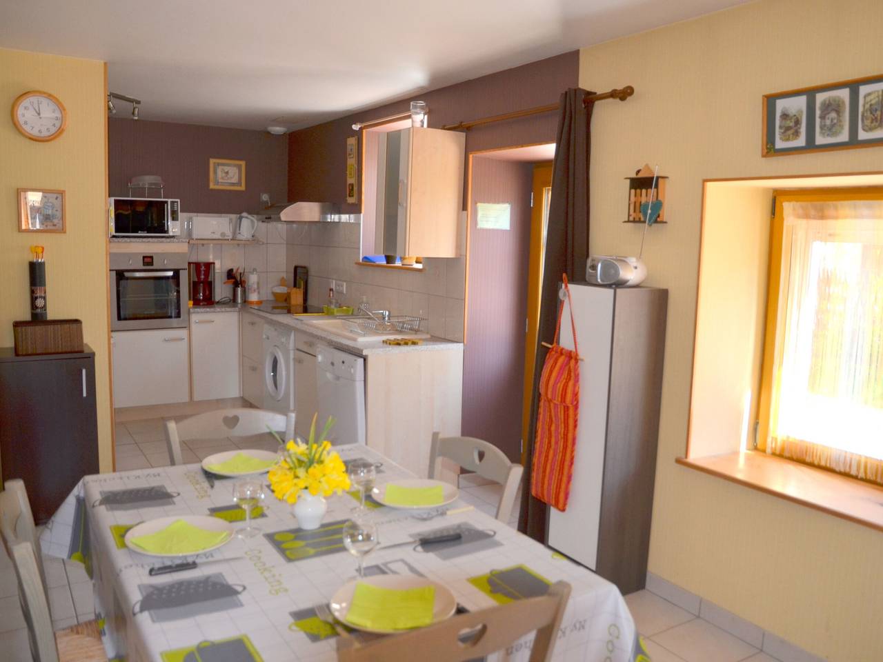 Gîte confortable près de Gérardmer avec terrasse et accueil chaleureux in Aumontzey, Saint-Dié-des-Vosges