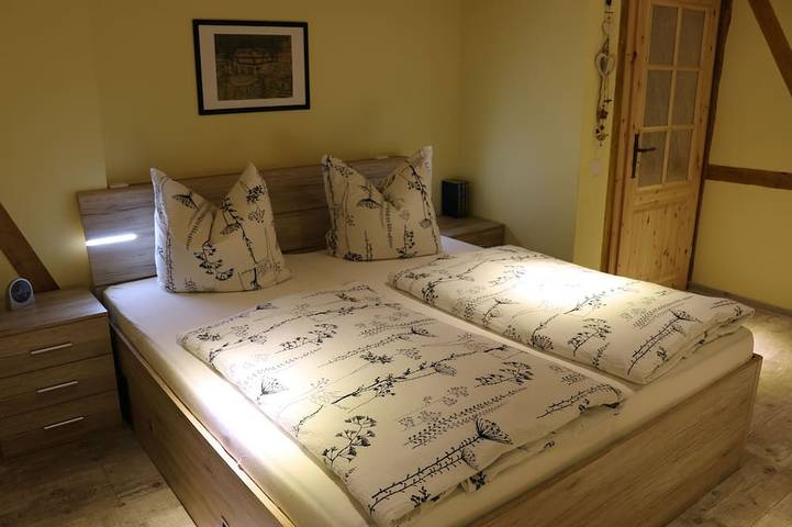 Ferienhaus für 4 Personen, mit Terrasse und Whirlpool sowie Garten, mit Haustier im Zittauer Gebirge - 2